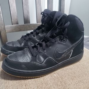 Nike air force black size 11